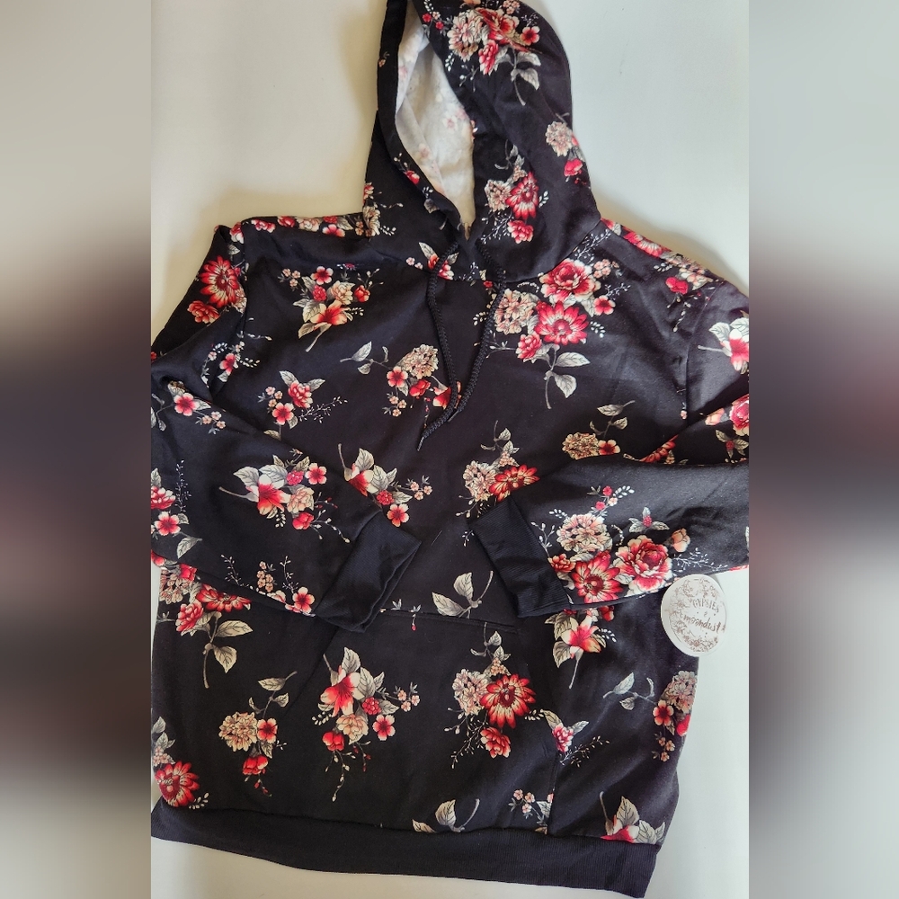 NWT Gypsies & Moondust Women's Pullover XL